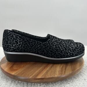 SAS Bliss Loafer Womens 10 M Black Leopard Velvet Wedge Cushioned Comfort